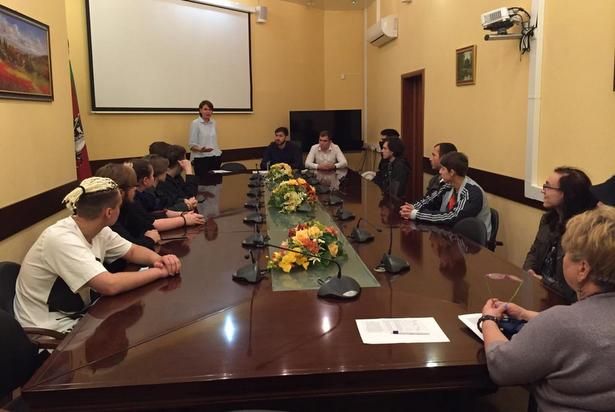 Молодые активисты Матушкино познакомились с системой молодежного парламентаризма