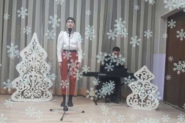 Ребята из  ГБУ «Заря» выступили с новогодним онлайн-концертом