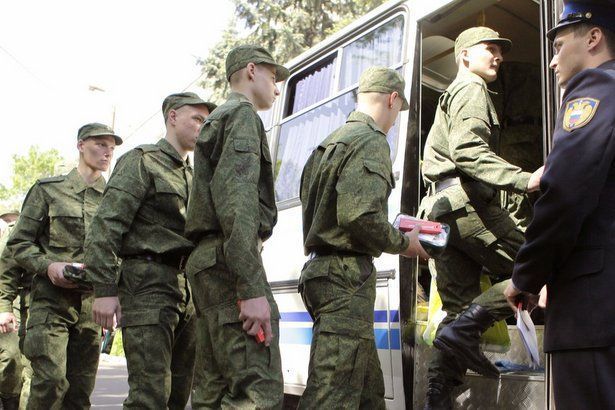 На военную службу призвали шесть  молодых жителей района Матушкино