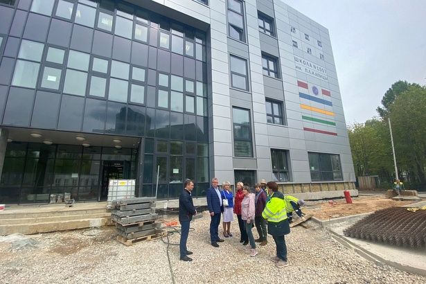 Завершается строительство нового здания школы №1557 имени П.Л. Капицы