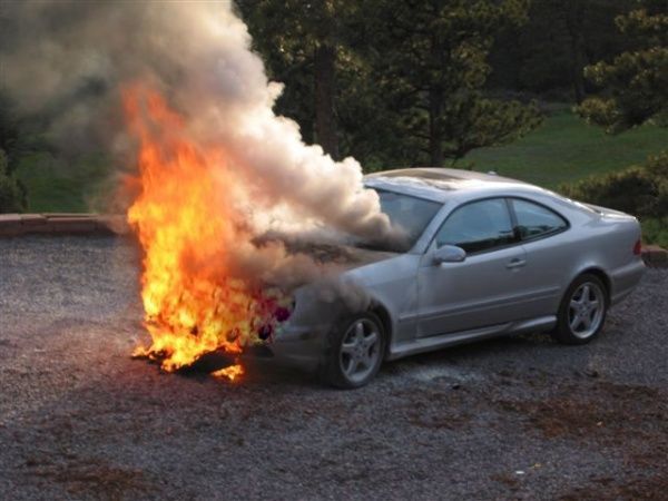 Как защитить автомобиль от пожара