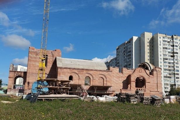 Продолжается строительство храма Архистратига Божия Михаила в ЗелАО