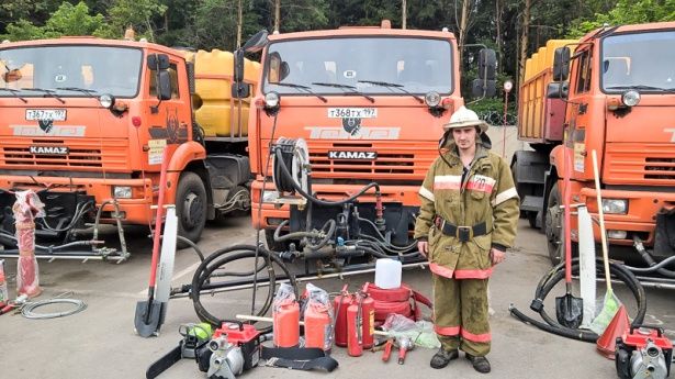 В Зеленограде проверили готовность Сводного отряда спасателей к тушению лесных пожаров