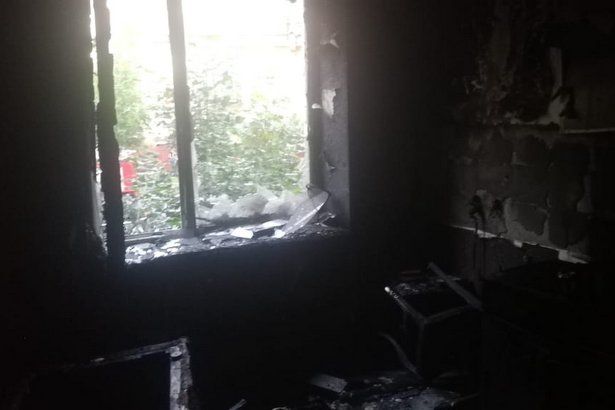 Житель Матушкино едва не сгорел на пожаре в первом микрорайоне