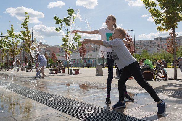 В парках Москвы начинают работу «Мастерские полезных каникул»