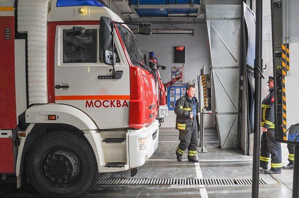 Зеленоградский пожарно-спасательный отряд приглашает на работу водителей