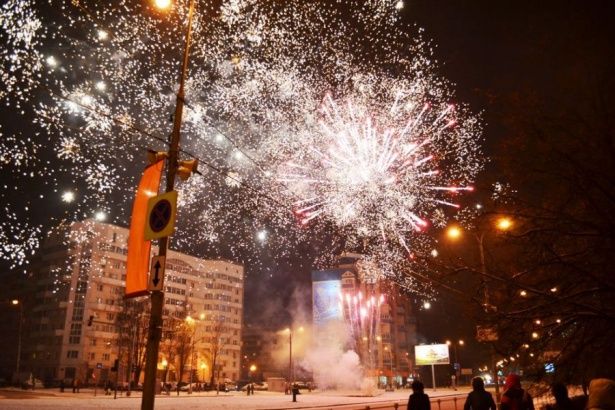В новогодние праздники в центре Зеленограда будет ограничено движение автотранспорта