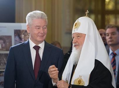 Сергей Собянин совместно с патриархом Московским и всея Руси Кириллом посетили самый красивый храм в Москве