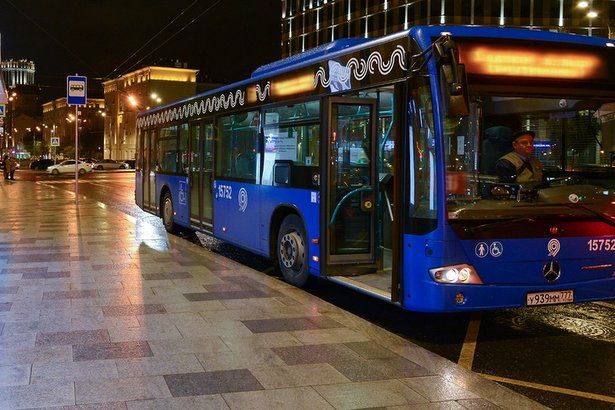 В аэропорты Шереметьево и Внуково запустили ночные автобусы
