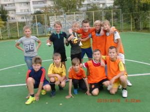 Команда ГБУ «Заря» победила в финальном турнире по мини-футболу во всех возрастных группах