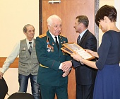 Активистов ветеранских организаций  района Матушкино наградили грамотами главы управы