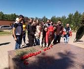 В Зеленограде прошла акция по уходу за памятниками и воинскими захоронениями