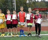 Юные футболисты сыграли в Матушкино последний матч летнего сезона