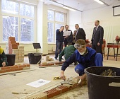 Префект Зеленограда осмотрел учебные мастерские Политехнического колледжа №50