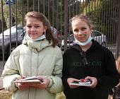Юные жители района Матушкино состязались в «Веселых стартах»