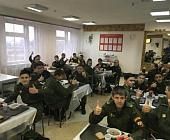 Юные кадеты школы района Матушкино познакомились с армейской жизнью