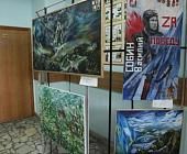 Полицейские испытали гордость за Россию, знакомясь с работами патриотической выставки