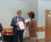 Сотрудники управы Матушкино поздравили социальных работников с профессиональным праздником