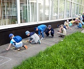 Ребята из летнего школьного лагеря в Матушкино побывали на празднике в библиотеке