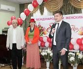 Общественных активисток района Матушкино поздравили с 8 марта