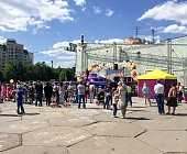 На площади Юности прошел большой праздник для детей и родителей
