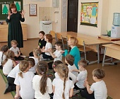 Школа района Матушкино пригласила в гости детсадовских ребятишек