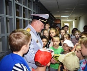 Полицейские Зеленограда поделились с детьми своими знаниями и умениями