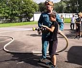 Юные регбисты Зеленограда побывали в гостях у пожарных