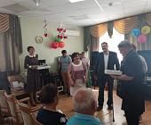 В ТЦСО «Зеленоградский» поздравили «ветеранов» семейной жизни