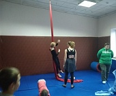 Воздушные гимнасты приступили к занятиям в ГБУ «Заря»