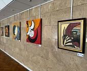 Горожане могут посетить замечательную выставку художника Ольги Захаровой в префектуре Зеленограда