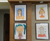 Воспитанники  творческого объединения «Маковка» подготовили выставку рисунков к 8 марта