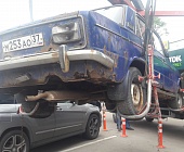 Три парковочных места в Матушкино очистили от брошенных машин