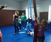 Воздушные гимнасты приступили к занятиям в ГБУ «Заря»